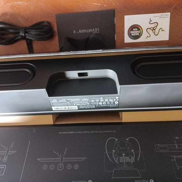Razer Leviathan V2X Bluetooth Gaming Soundbar RGB Lighting PC Mobile USB-C - Picture 2 of 4
